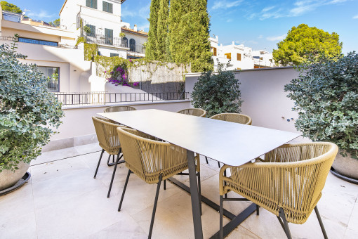 Modern terraced house with private roof terrace in Palma, El Terreno