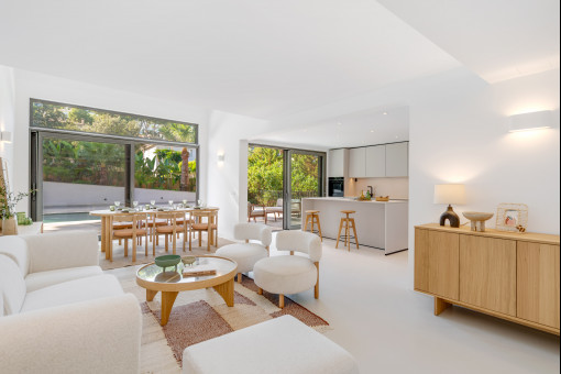 High-quality renovated villa with sought-after holiday rental license in Nova Santa Ponsa