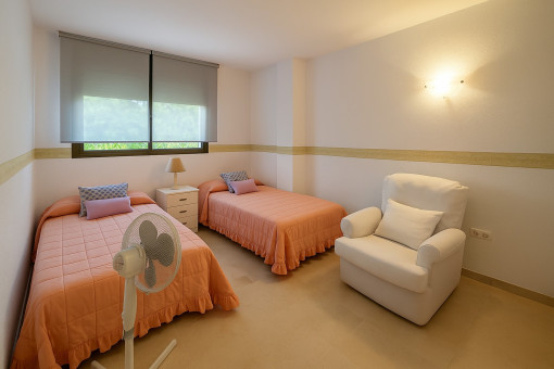 Second bedroom