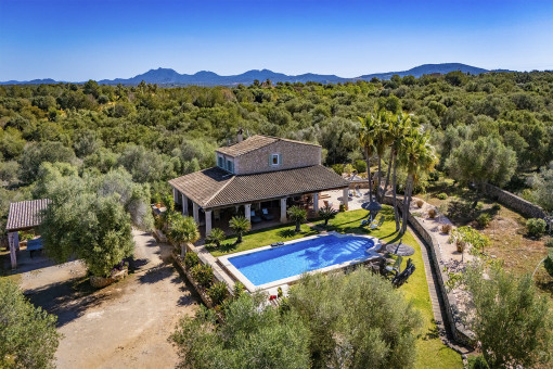 Romantic natural-stone finca with pool and touristic rental licence between Santanyi and Campos
